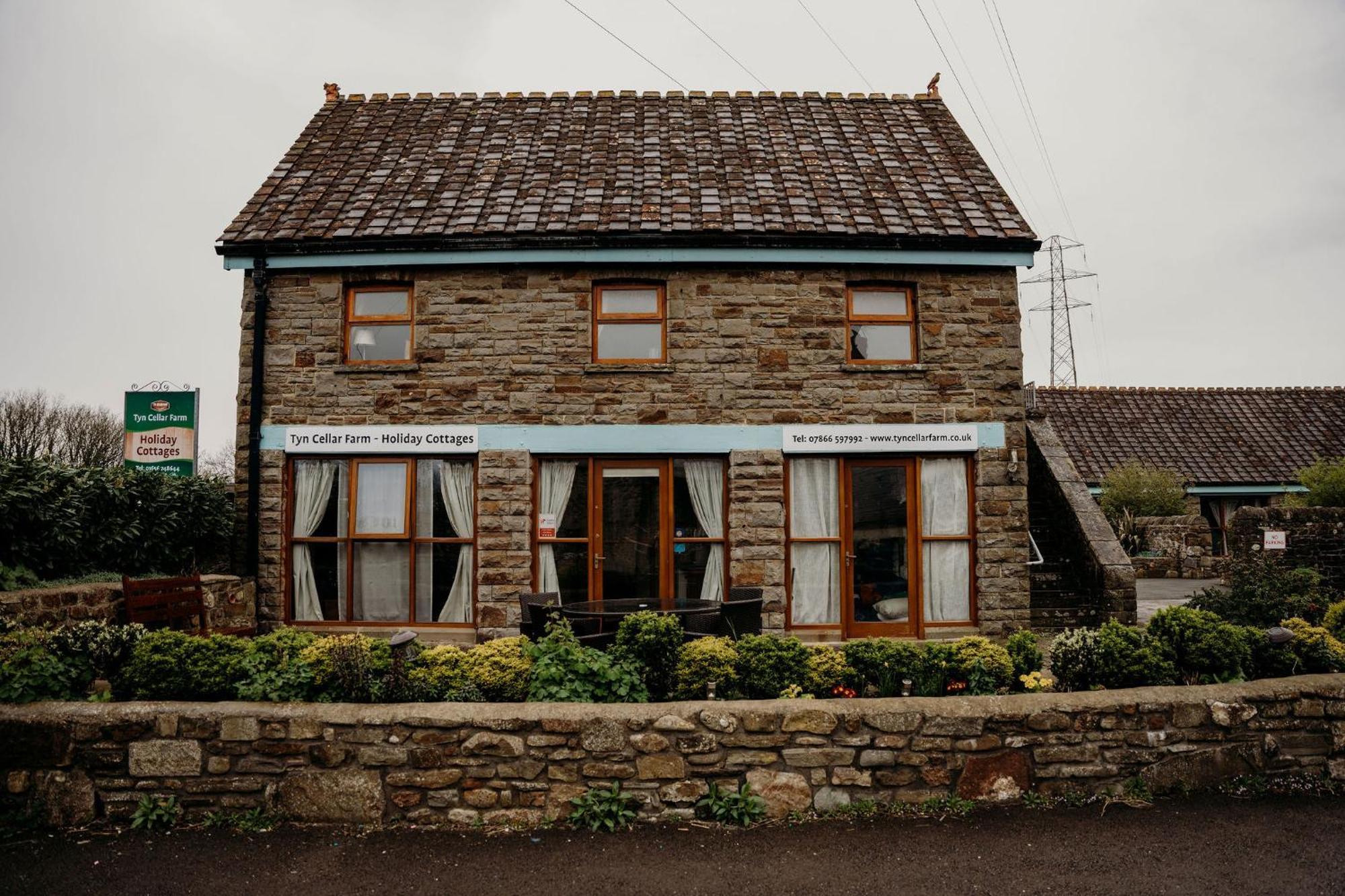 The Barn 4* Port Talbot